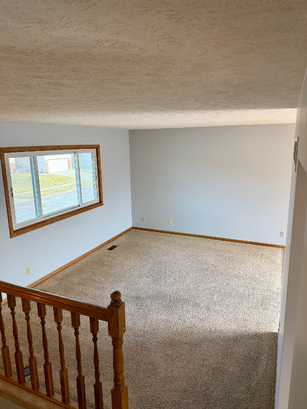 4141 Jacquelyn Dr - Photo 7 of 17