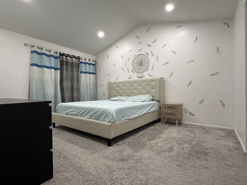 403 Harvest Ln - Photo 3 of 20