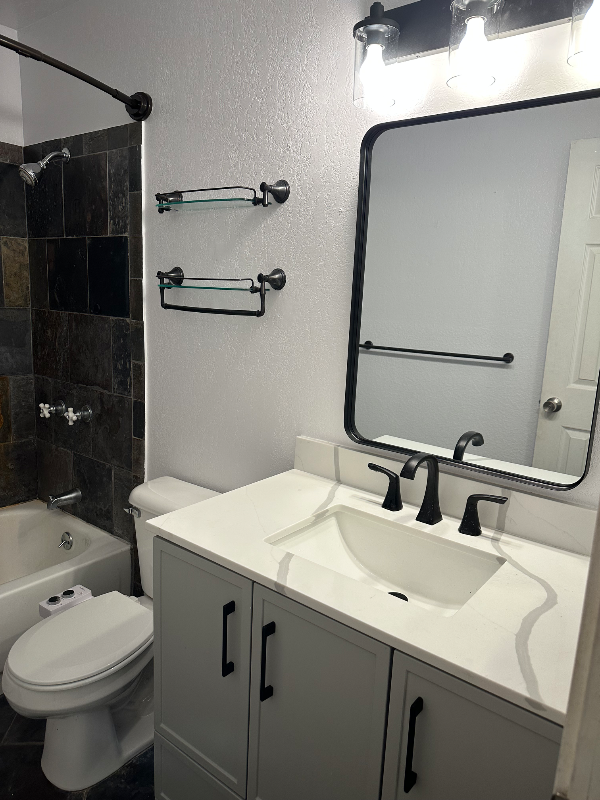 225 E 8Ave #D10 - Photo 7 of 9