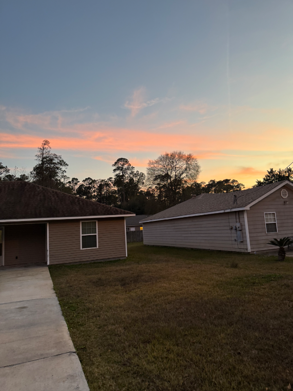 521 Lee Dr - Photo 2 of 19