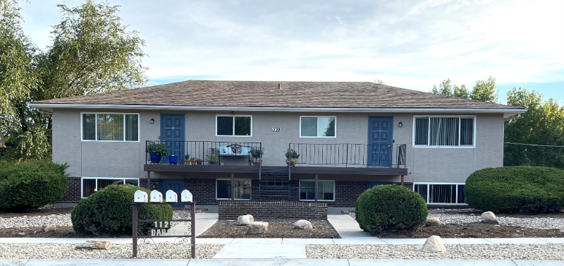 1129 Darby St #D - Photo 3 of 18