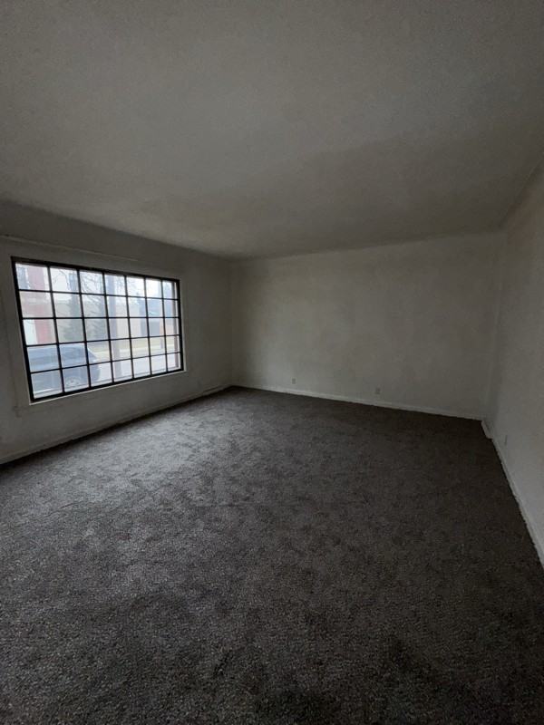 240 Dexter St #1 - Photo 7 of 9