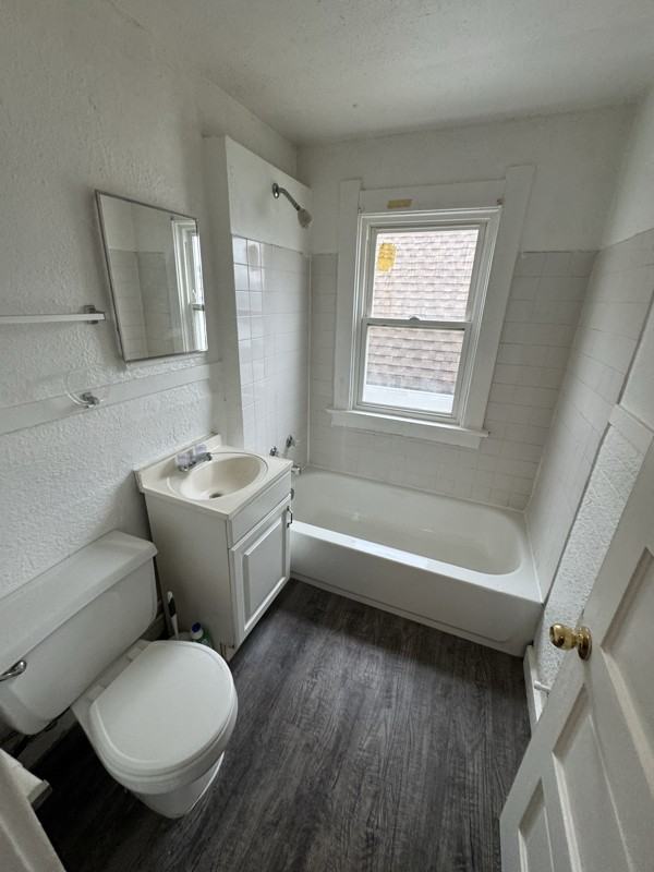 240 Dexter St #2 - Photo 4 of 7