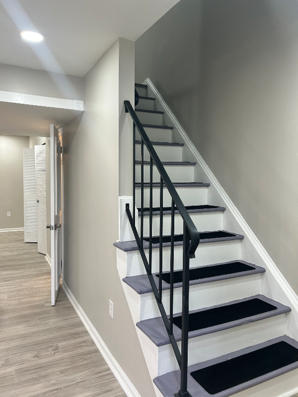 3217 Hunters Mill Dr - Photo 4 of 10