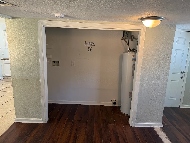 4734 Galahad Dr - Photo 5 of 7