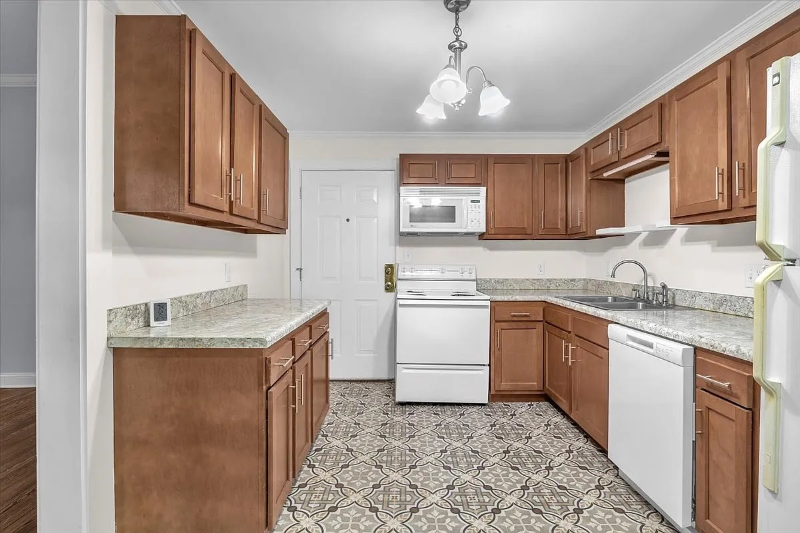 103B N 13th St #B - Photo 7 of 16