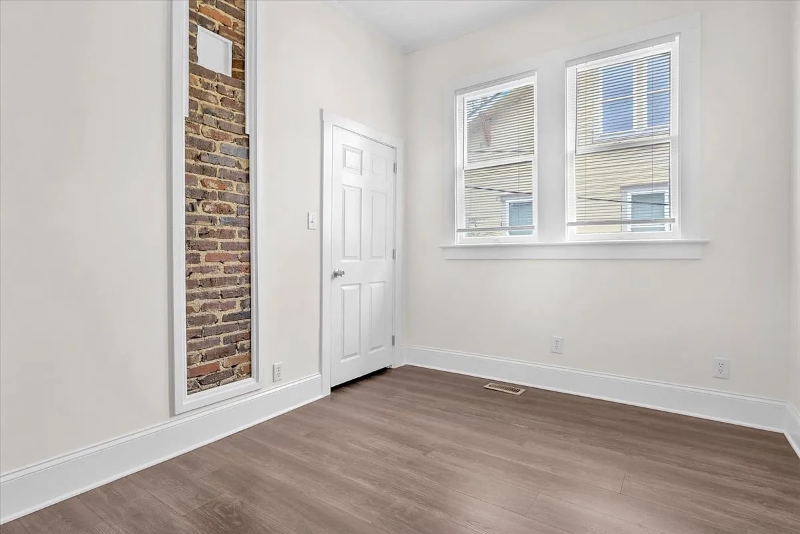 103 N 13th St #B - Photo 5 of 15