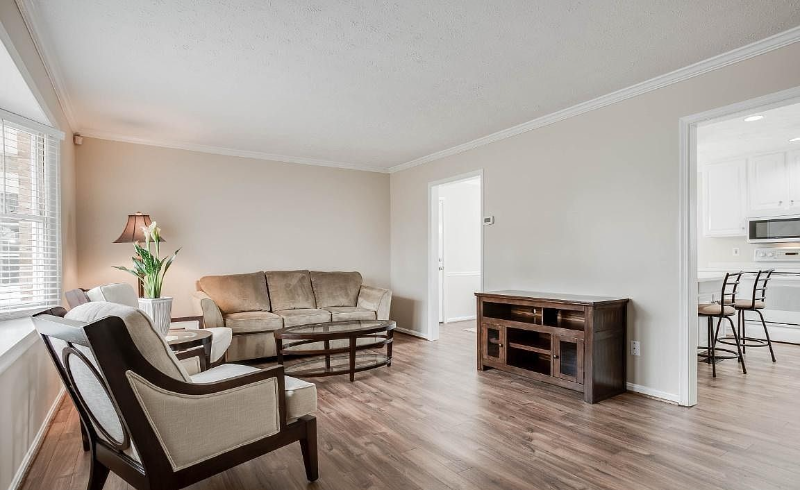 11142 Stonebrook Dr - Photo 4 of 17