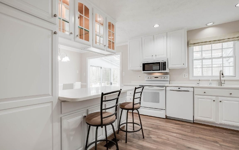 11142 Stonebrook Dr - Photo 5 of 17