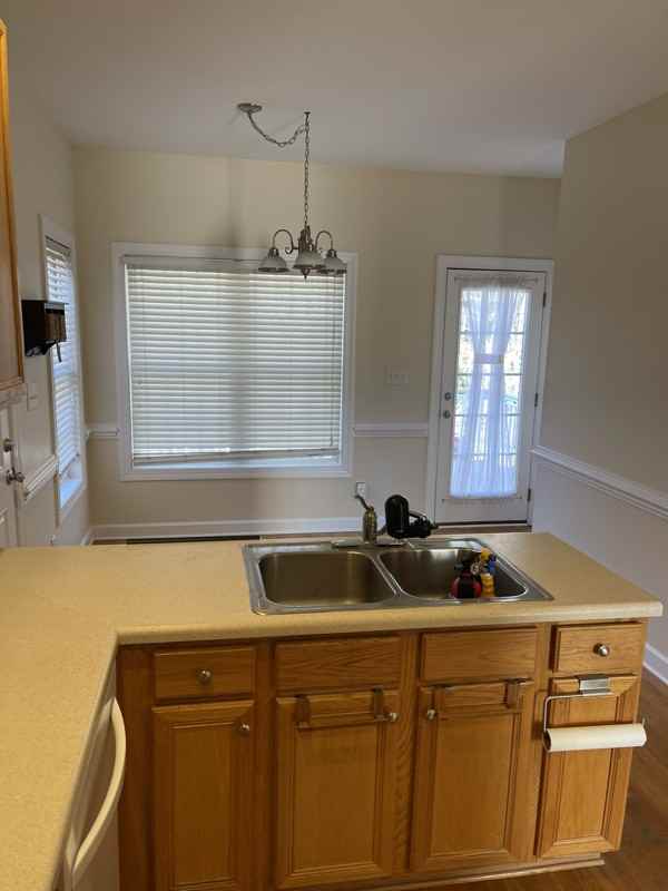 1029 Caladium Dr - Photo 6 of 8