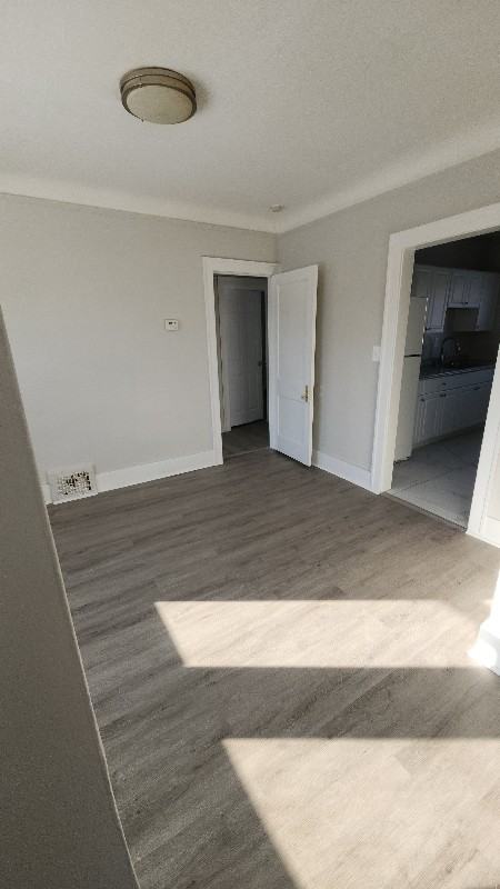 7005 Orchard Ave - Photo 3 of 9