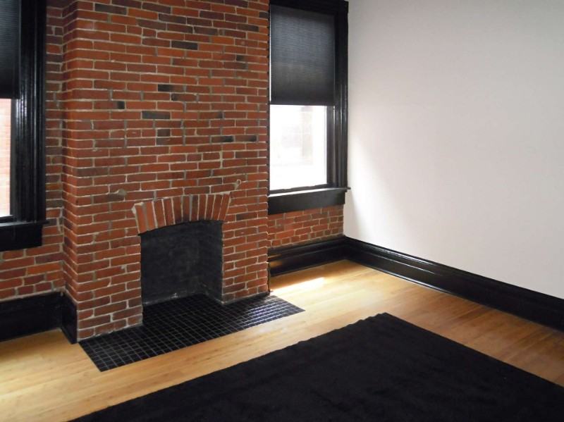 2010 E Carson St #300 - Photo 6 of 11