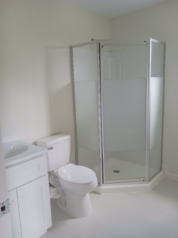 241 Erwin Rd #B - Photo 7 of 8