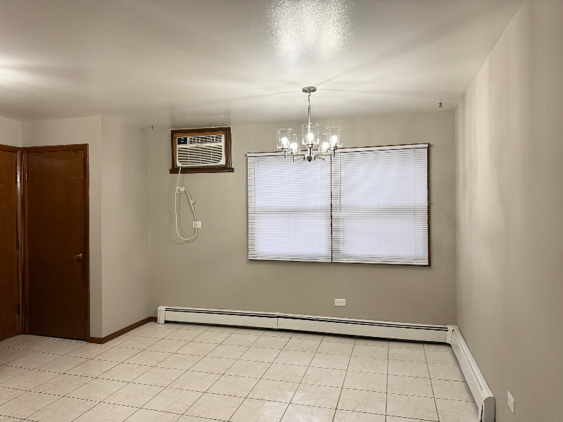 9720 Ravinia Ct #1E - Photo 4 of 13