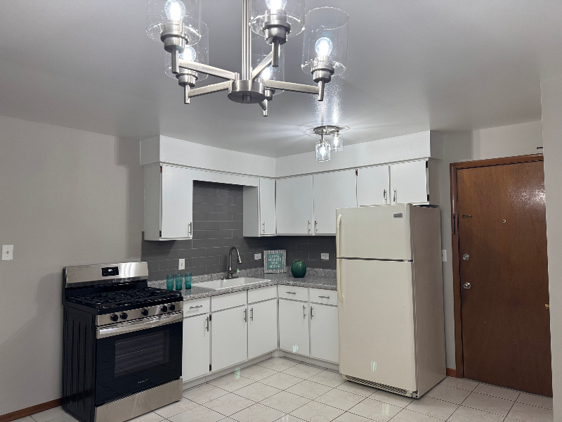 9720 Ravinia Ct #1E - Photo 5 of 13