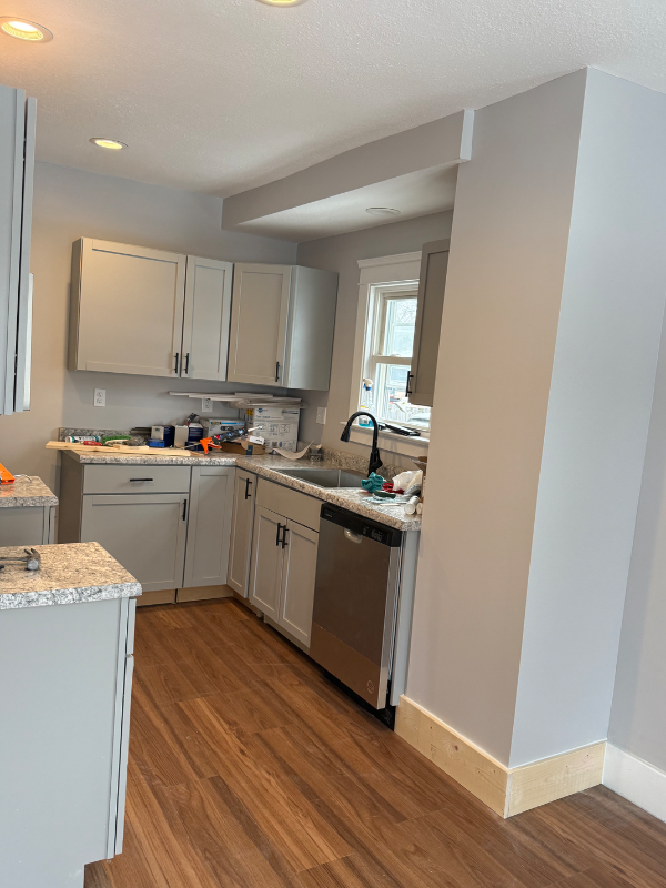 1206 Hollywood St Ne - Photo 2 of 7