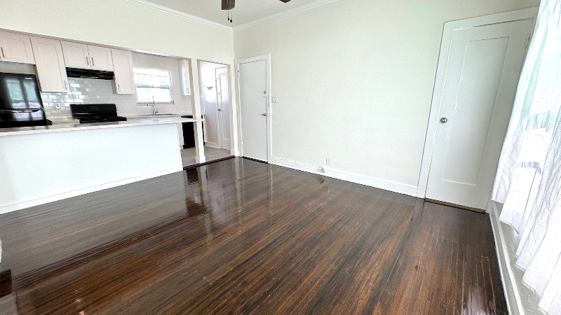 131 Olive St #G - Photo 5 of 11