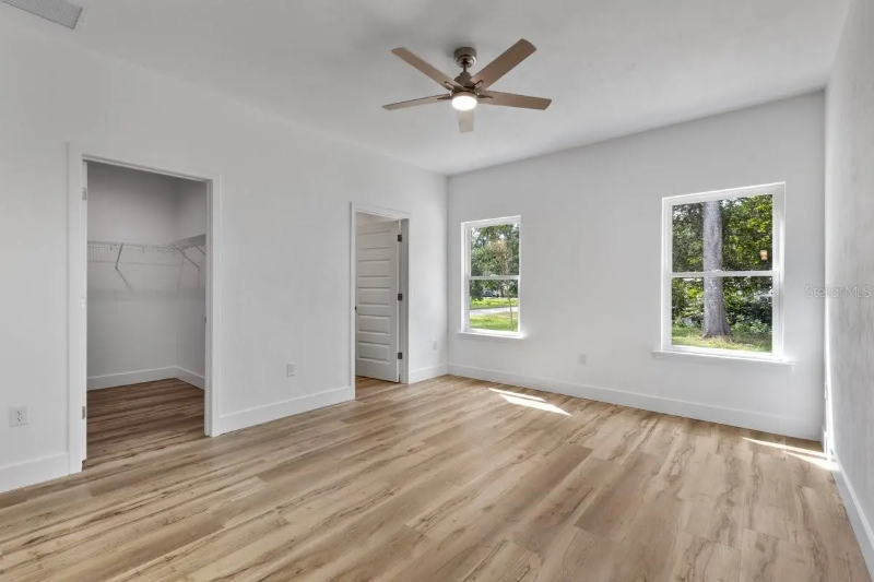 511 Nw 2nd Ave - Photo 4 of 5