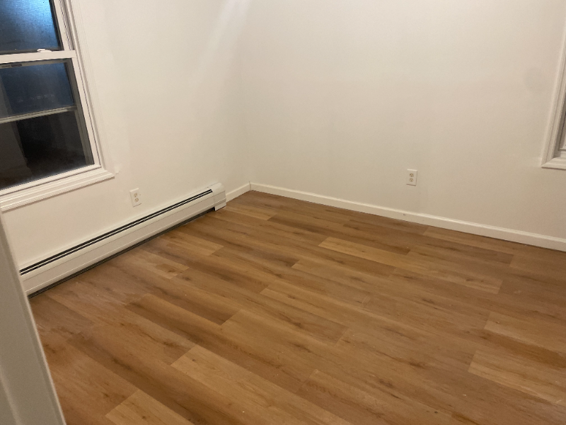 105 Warren St #1 - Photo 2 of 4