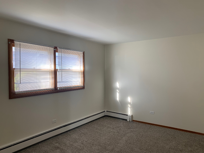 9720 Ravinia Ct #2E - Photo 7 of 9