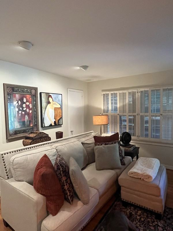 315 Bomar Pl - Photo 3 of 29