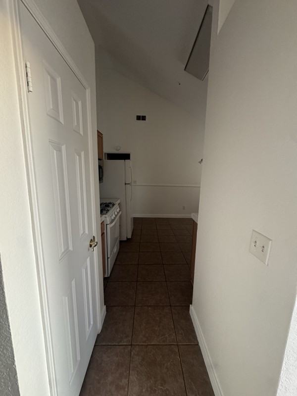 7800 Buckeye St - Photo 4 of 20