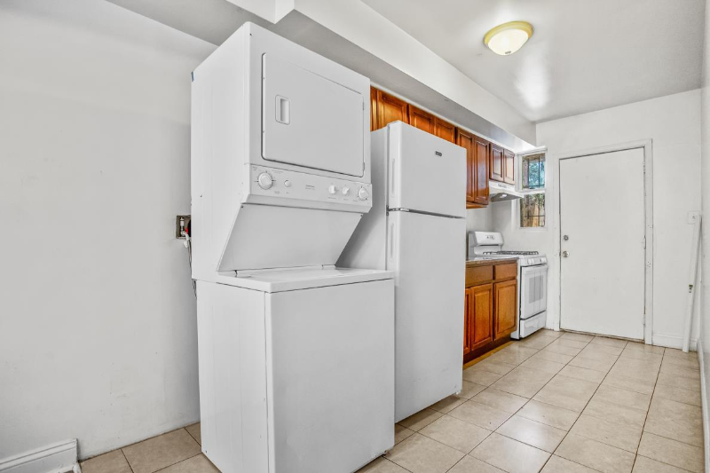 349 Parkland Pl Se #A - Photo 7 of 17