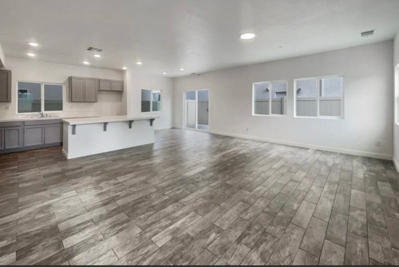 3731 Roseparke Way #4 - Photo 7 of 11