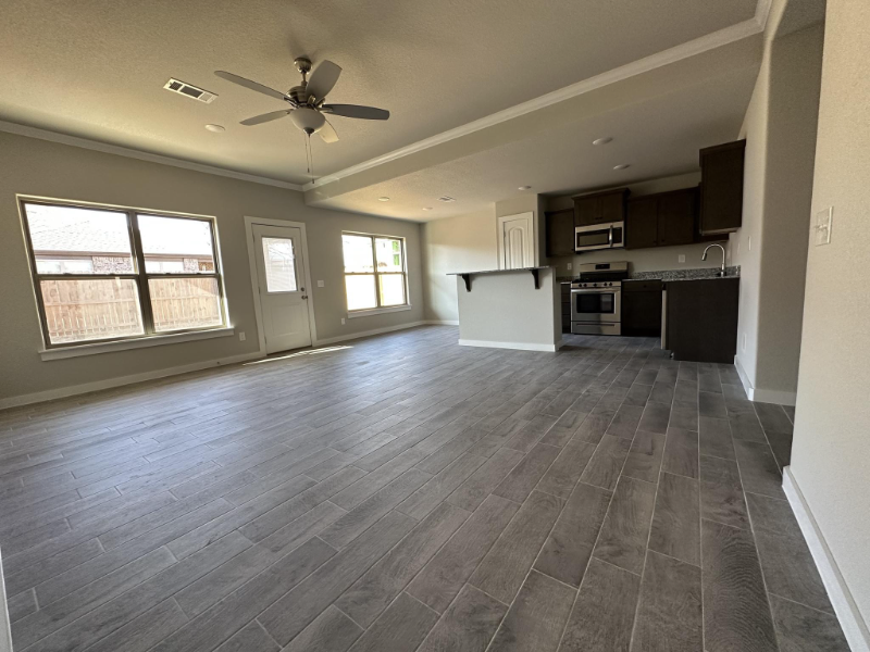 451 Rama St - Photo 5 of 12