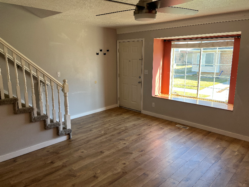 573 E Main St #6 - Photo 4 of 19