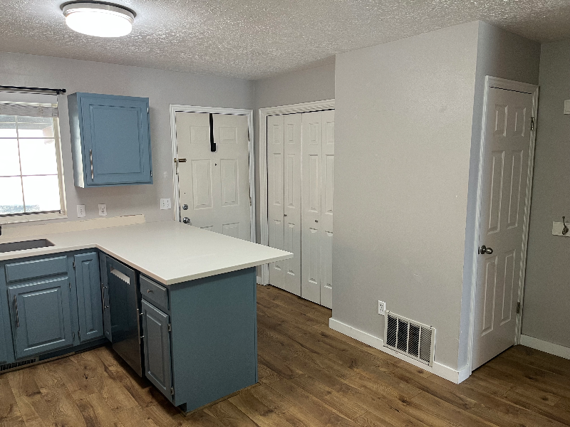 573 E Main St #6 - Photo 6 of 19