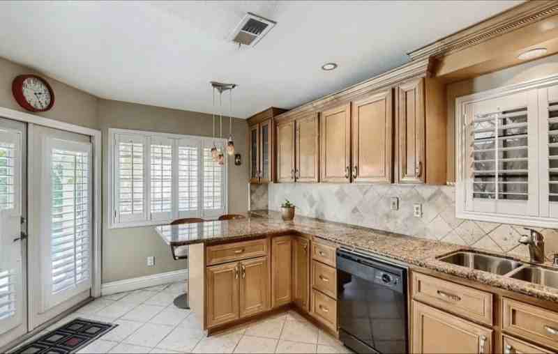 7041 Encore Way - Photo 4 of 9