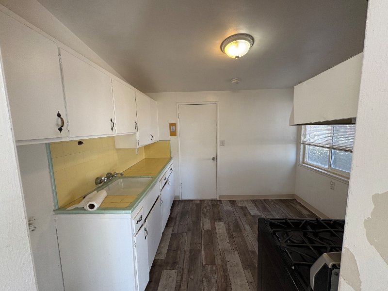 314 Church Ave #314 - Photo 3 of 5