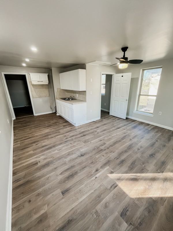 1602 S Cedar St - Photo 2 of 4