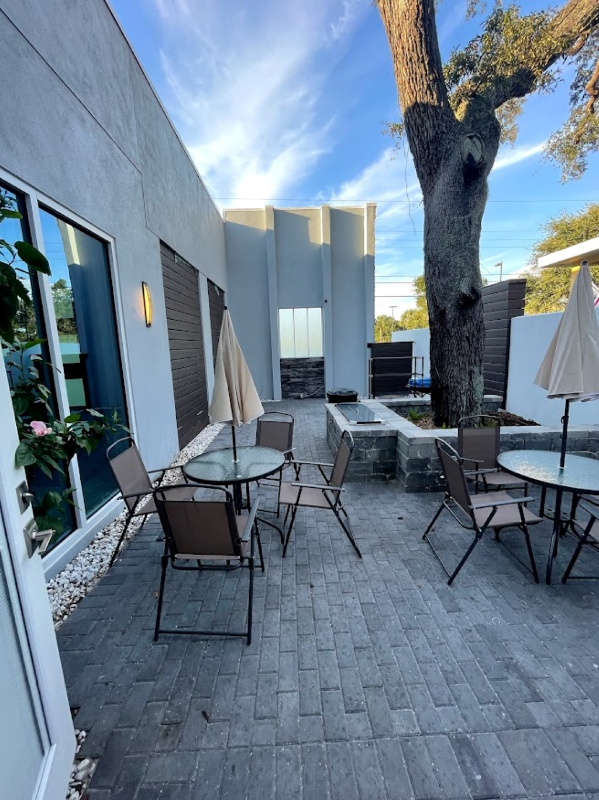 415 4th Ave Sw - Photo 7 of 9