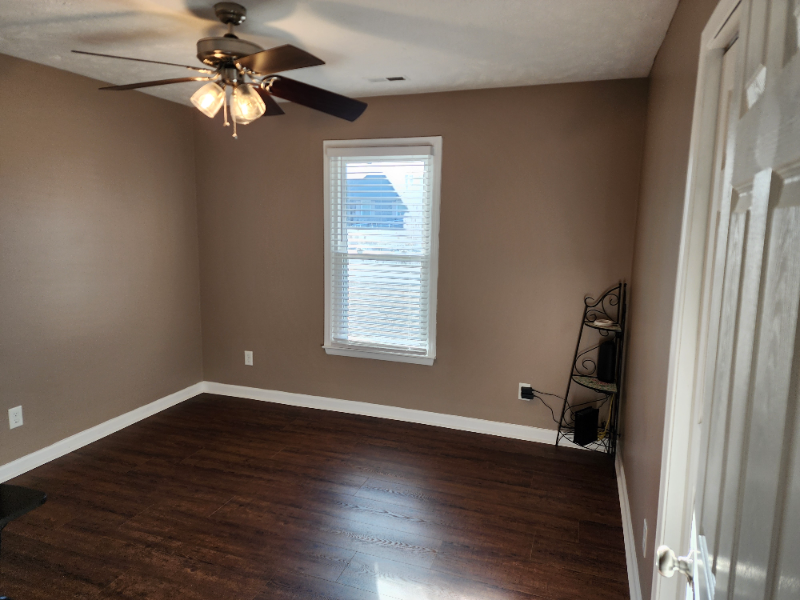 7769 Adrian Dr - Photo 7 of 10