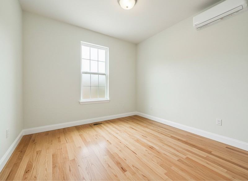 110 8th St - Photo 5 of 5