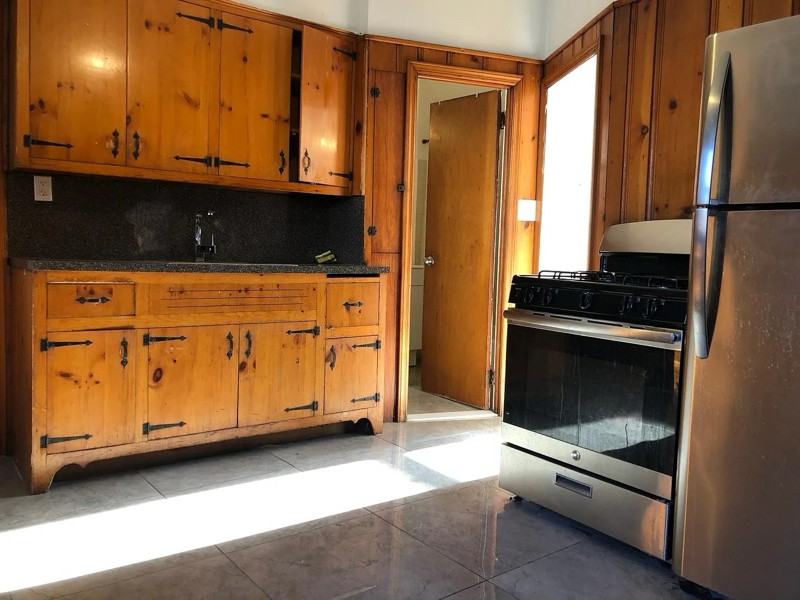 122 Williams Ave #1B - Photo 2 of 7