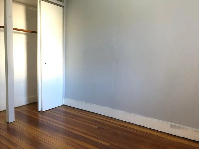 122 Williams Ave #1B - Photo 6 of 7