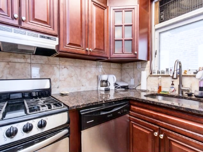 4273 Silverwood St - Photo 6 of 12