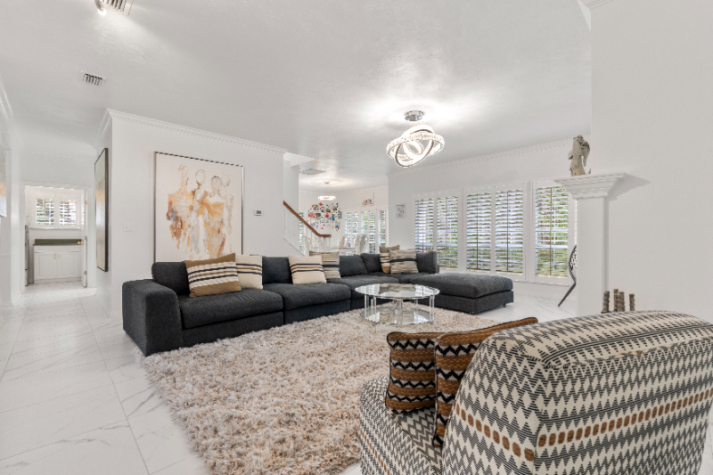 5227 Nw 50th Ter - Photo 5 of 20