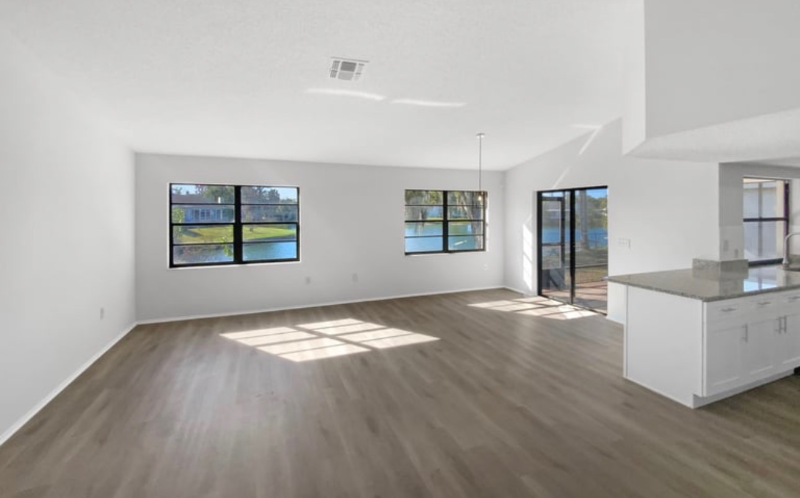 7845 Cayuga Dr #6 - Photo 2 of 12