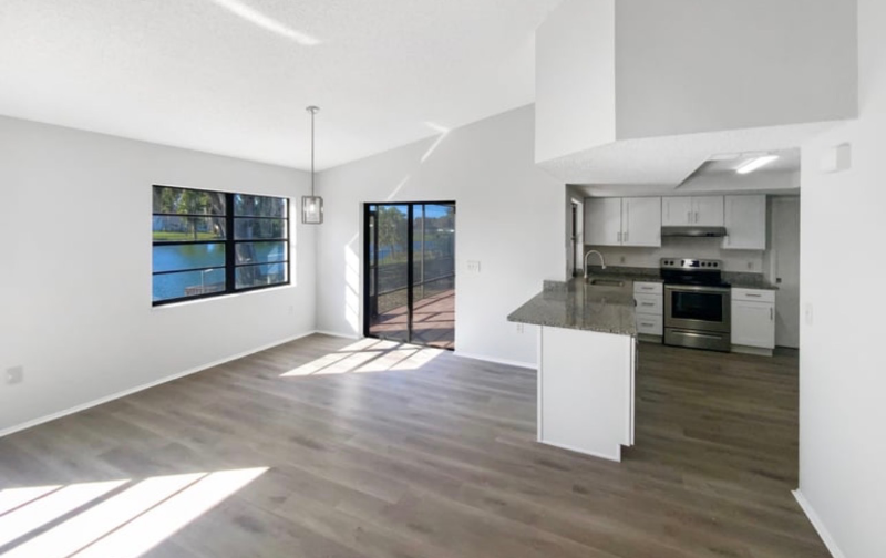 7845 Cayuga Dr #6 - Photo 5 of 12