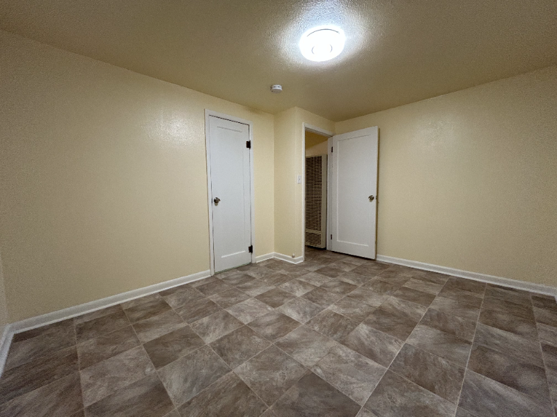 1024 Maple St #A - Photo 6 of 11