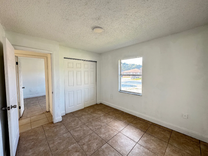 2410 Chestnut Woods Dr #2410 - Photo 6 of 7