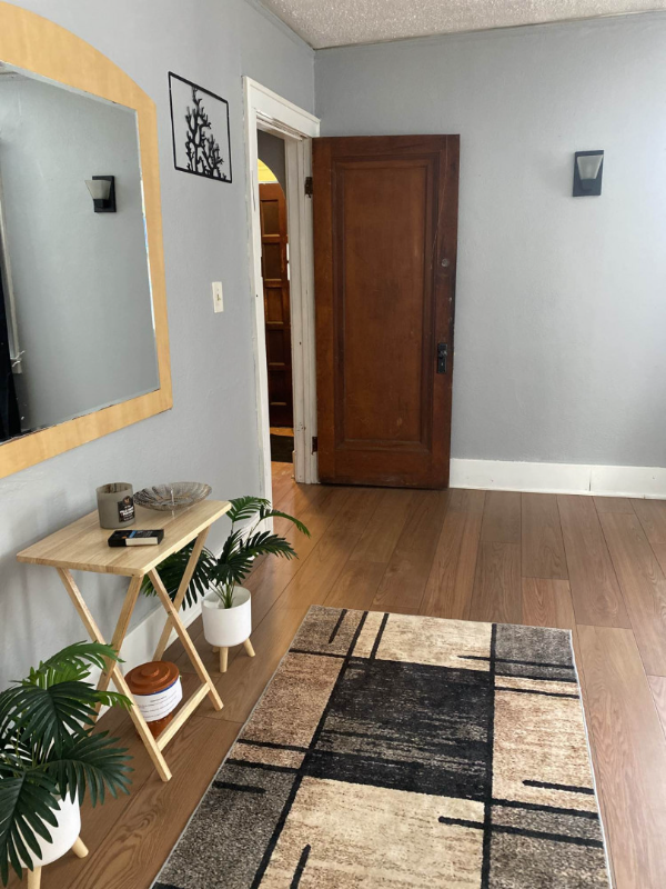 325 Voorheis St - Photo 5 of 9