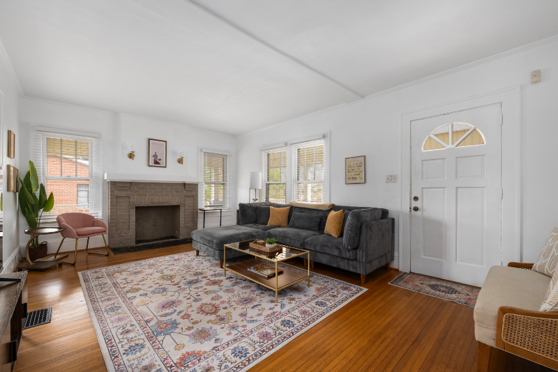 2039 Lanier Ave #1 - Photo 3 of 15