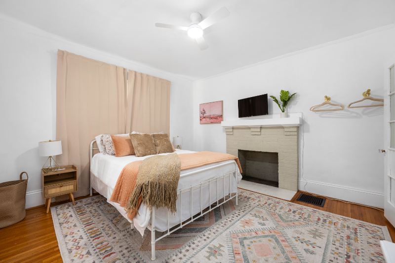 2039 Lanier Ave #1 - Photo 6 of 15