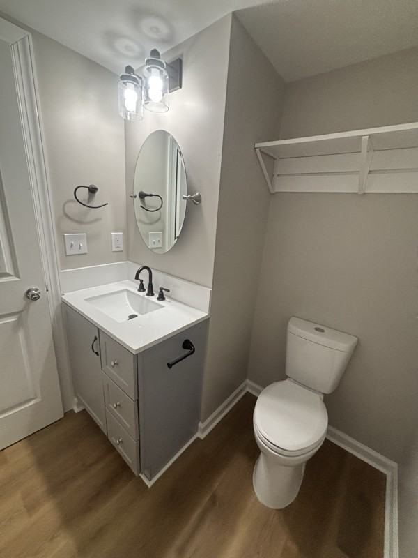 626 Middle St #A - Photo 5 of 16