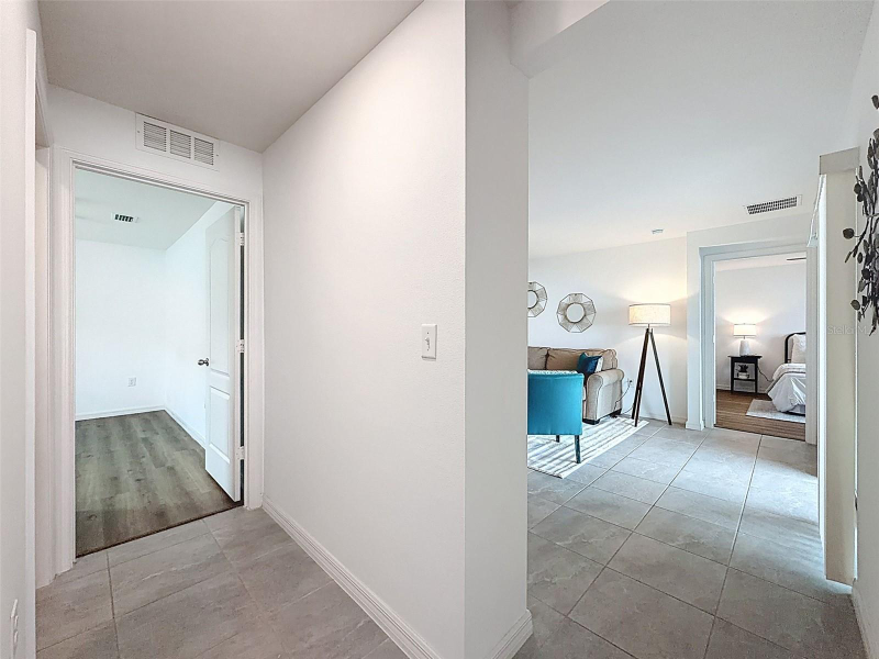 12943 Impatiens St - Photo 4 of 20